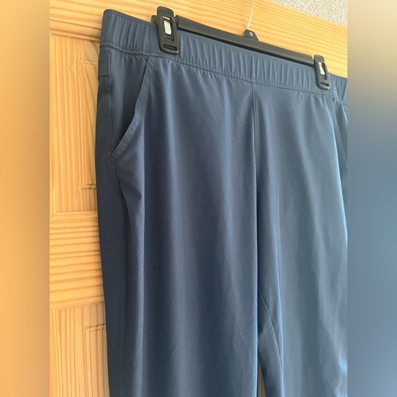 Eddie Bauer Ankle Indigo Lightweight Pants Size Large - Picture 4 of 10